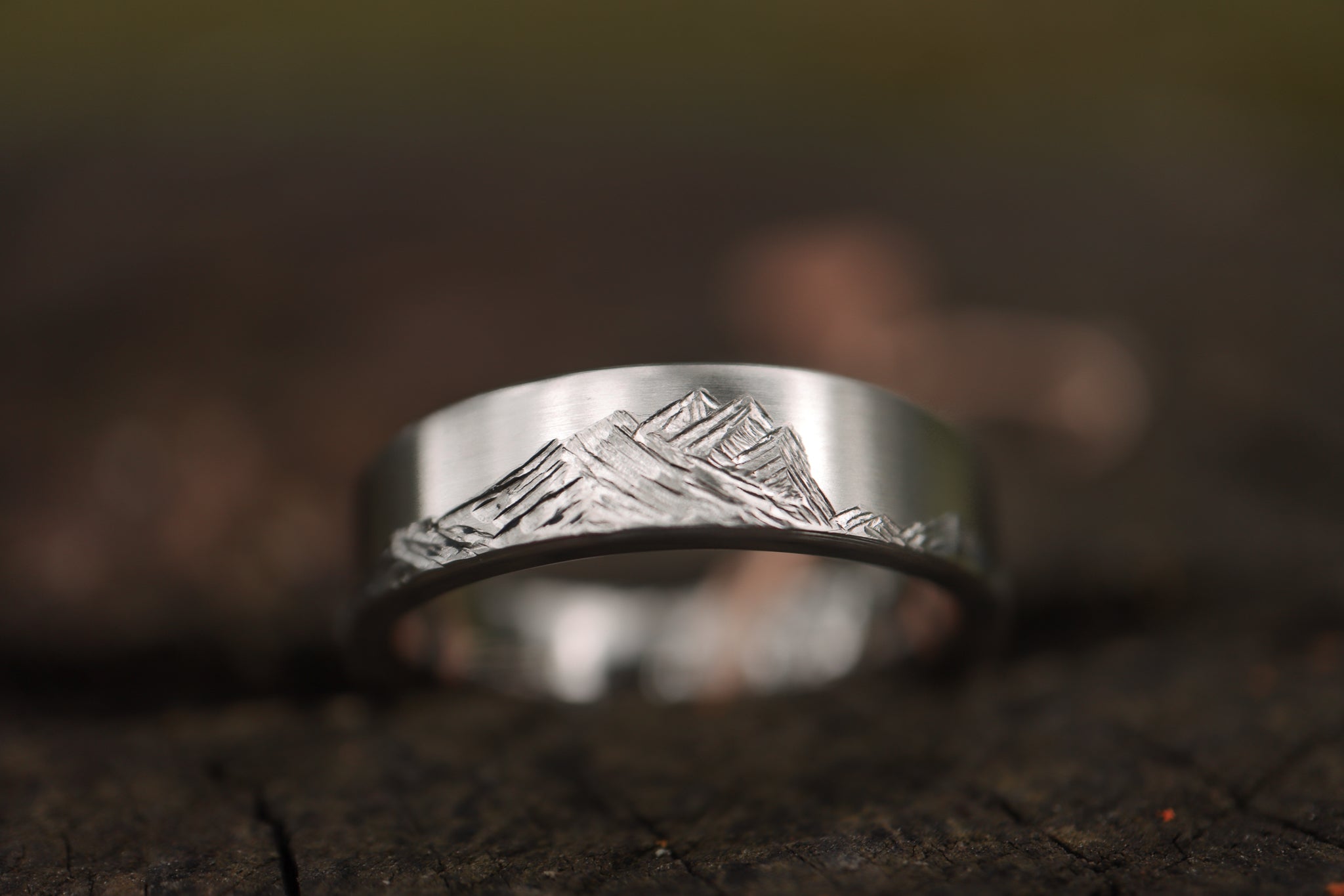 Mountains – Rugged Ringwear